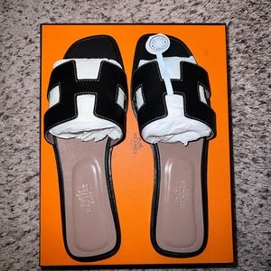 Hermes Oran Sandal